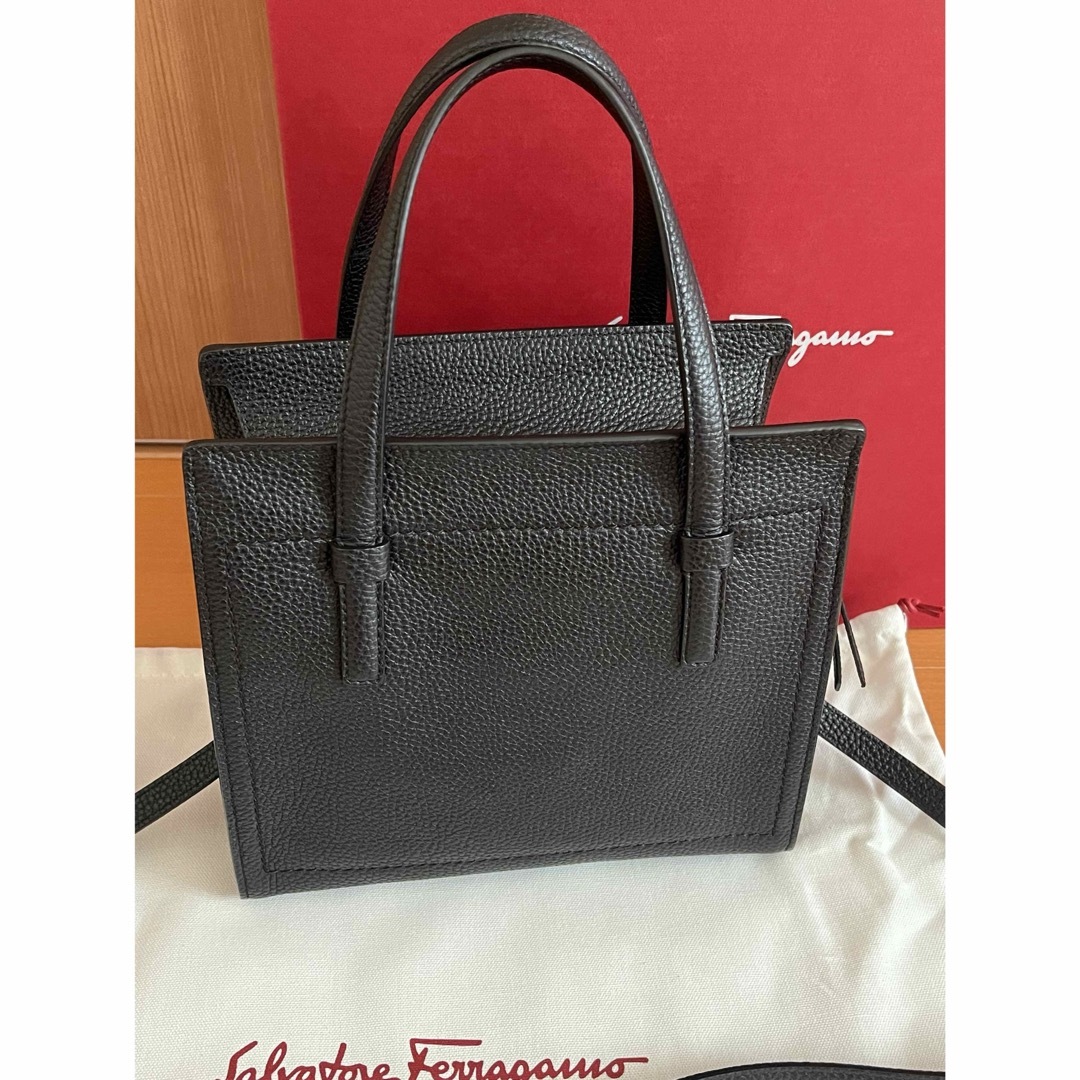 Salvatore Ferragamo(サルヴァトーレフェラガモ)の美品 サルヴァントーレスフェラガモ エイミー 2WAYバッグ 21F478 レディースのバッグ(ハンドバッグ)の商品写真