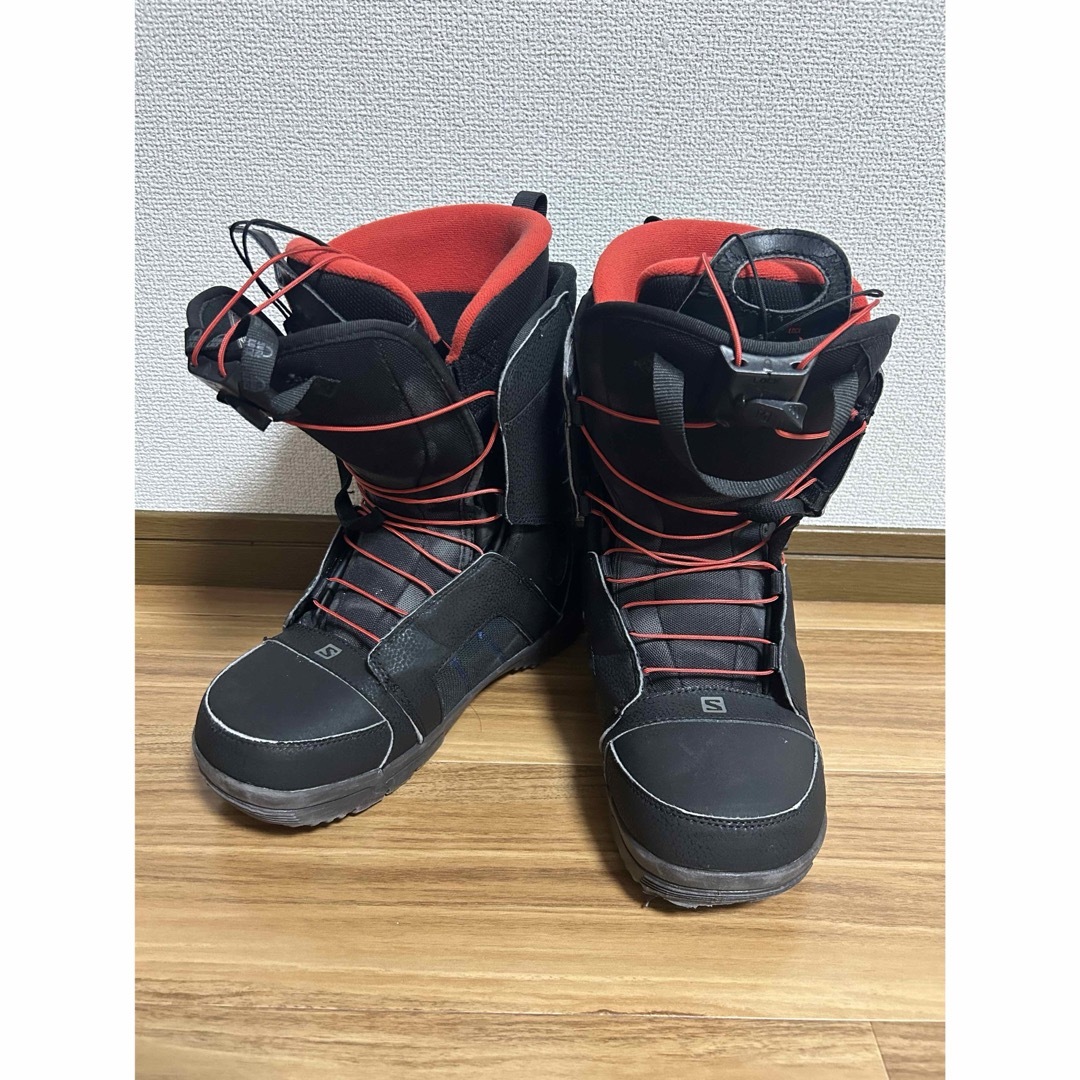 SALOMON(サロモン)のSALOMON サロモンスノボーブーツ 27.5cm ブラック×レッド スポーツ/アウトドアのスノーボード(ブーツ)の商品写真