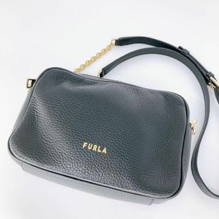 フルラ(Furla)の✨極美品✨FURLA カメラバッグ ショルダーバッグ シボ革　ブラック(ショルダーバッグ)