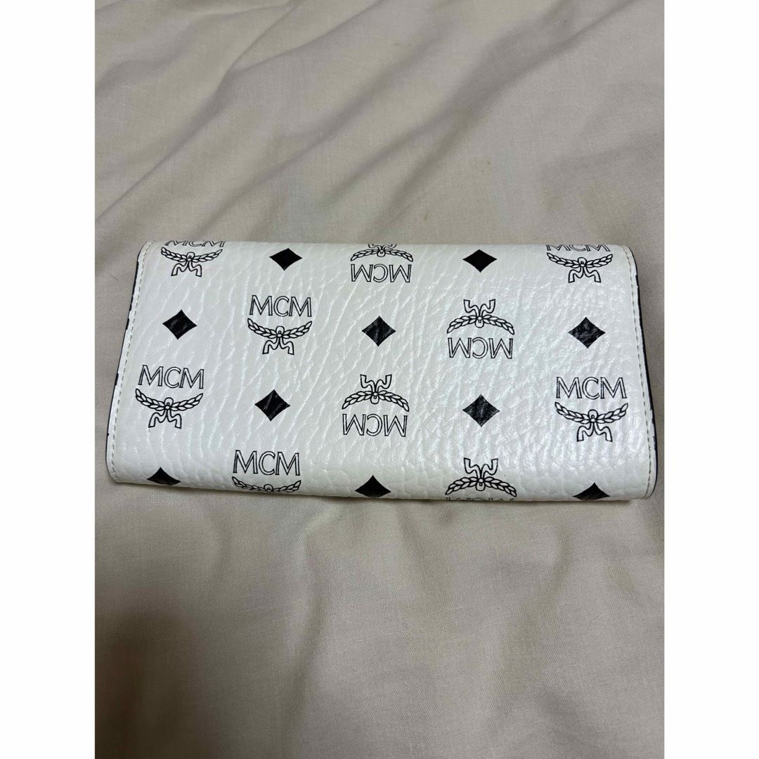 MCM(エムシーエム)のMCM エムシーエム チェーンウォレット 長財布 ヴィセトス 箱付き レディースのファッション小物(財布)の商品写真