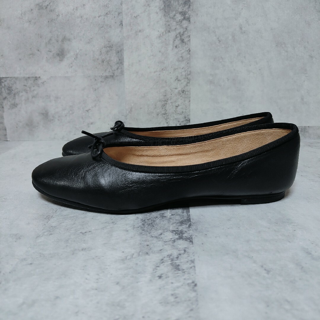 Odette e Odile(オデットエオディール)のオデットエオディール バレエシューズ 23.5 レザー ブラック リボン レディースの靴/シューズ(バレエシューズ)の商品写真