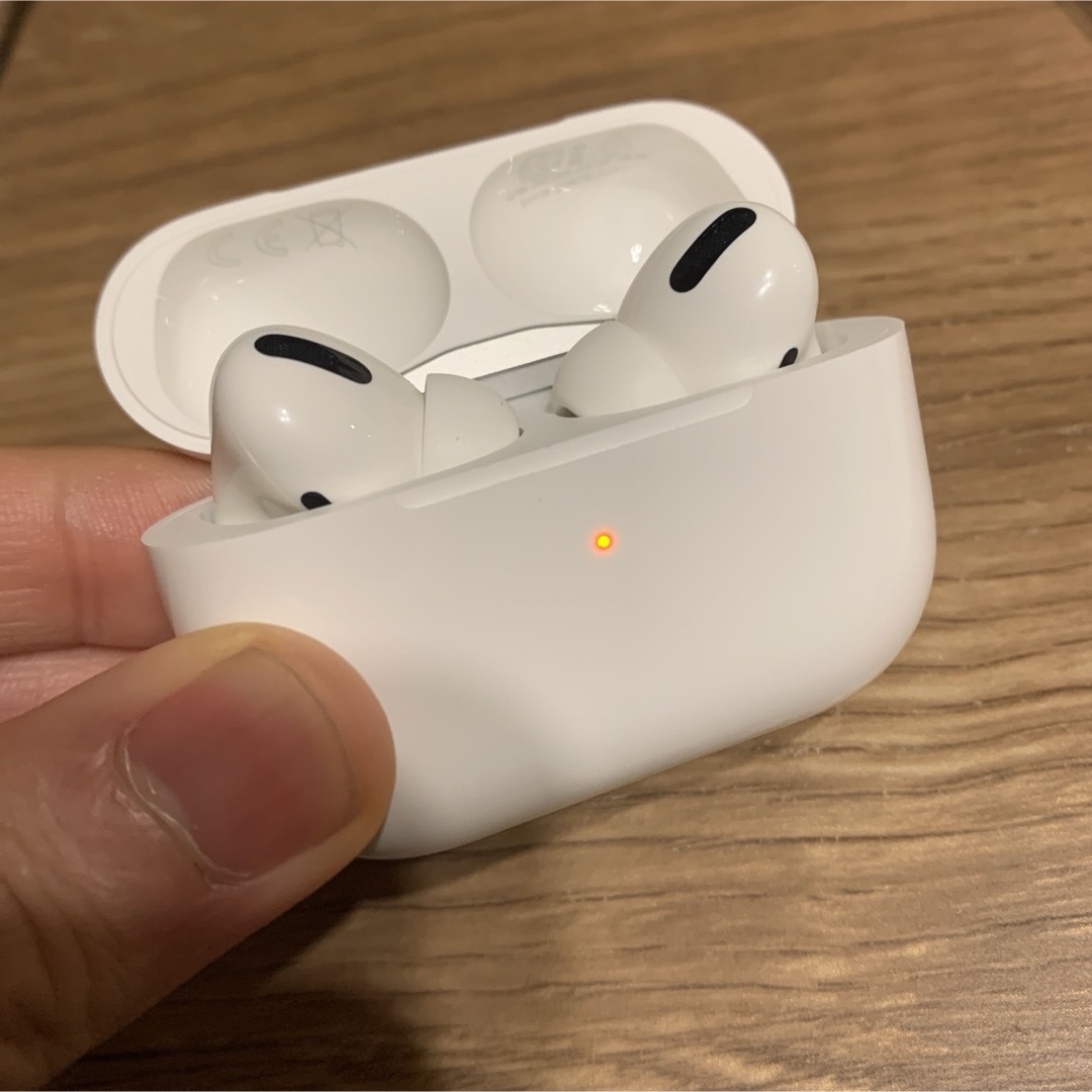 Apple - Apple AirPods Pro 第一世代 第1世代 両耳 充電ケースの