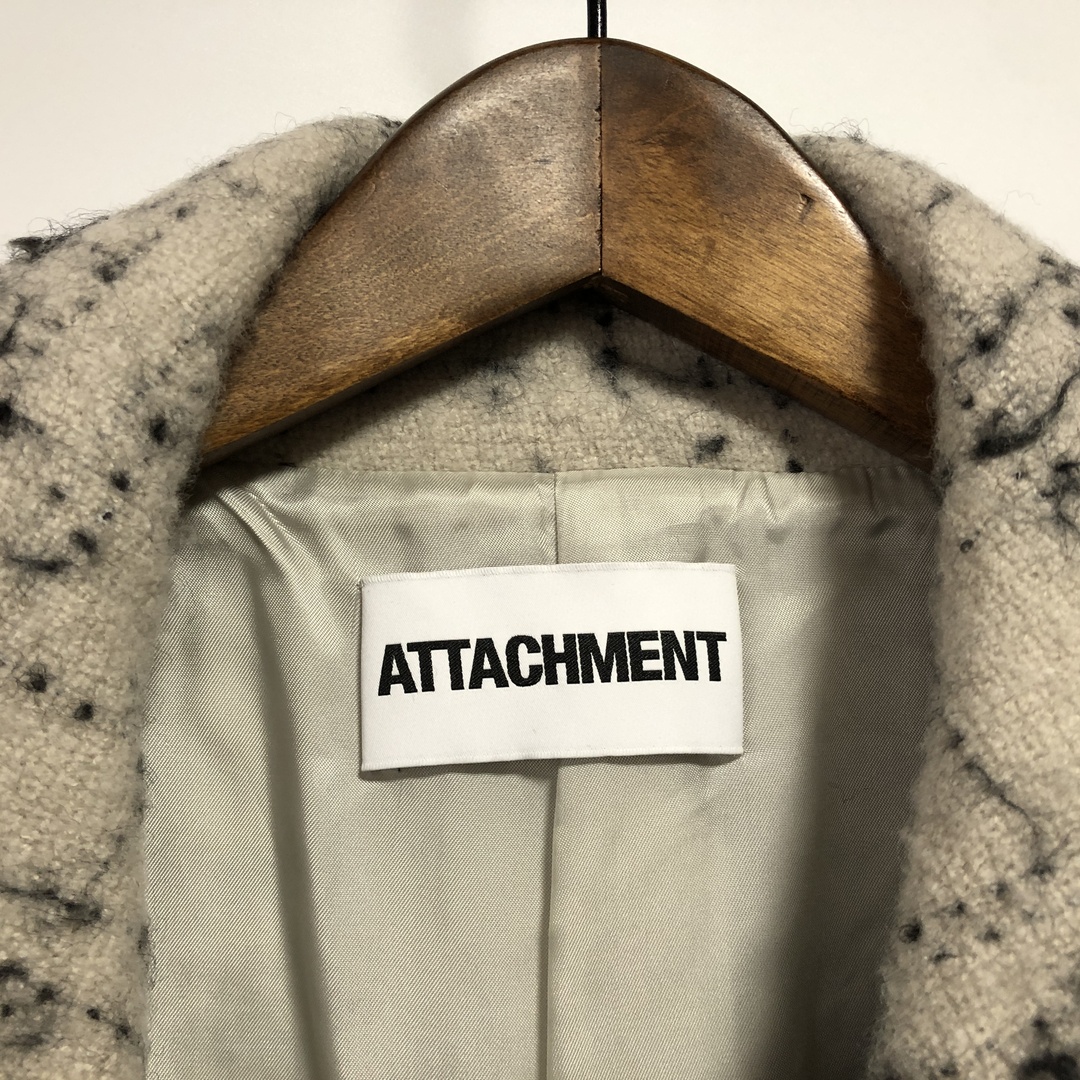 ATTACHIMENT(アタッチメント)のATTACHMENT 22AW AC22-059 ハーフコート アタッチメント メンズのジャケット/アウター(ステンカラーコート)の商品写真