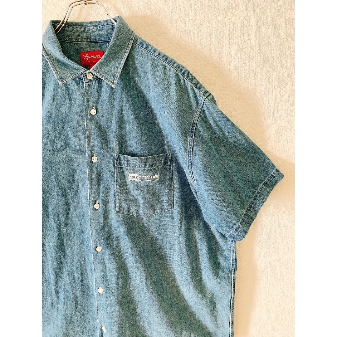 Supreme(シュプリーム)のSupreme Denim Shirt One Point Logo メンズのトップス(シャツ)の商品写真