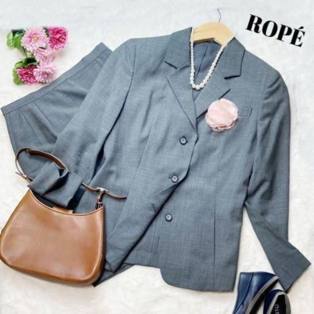 ROPE’(ロペ)の【Sサイズ相当】ROPE　セットアップ　ジャケット　スカート　グレー　卒業式 レディースのフォーマル/ドレス(スーツ)の商品写真