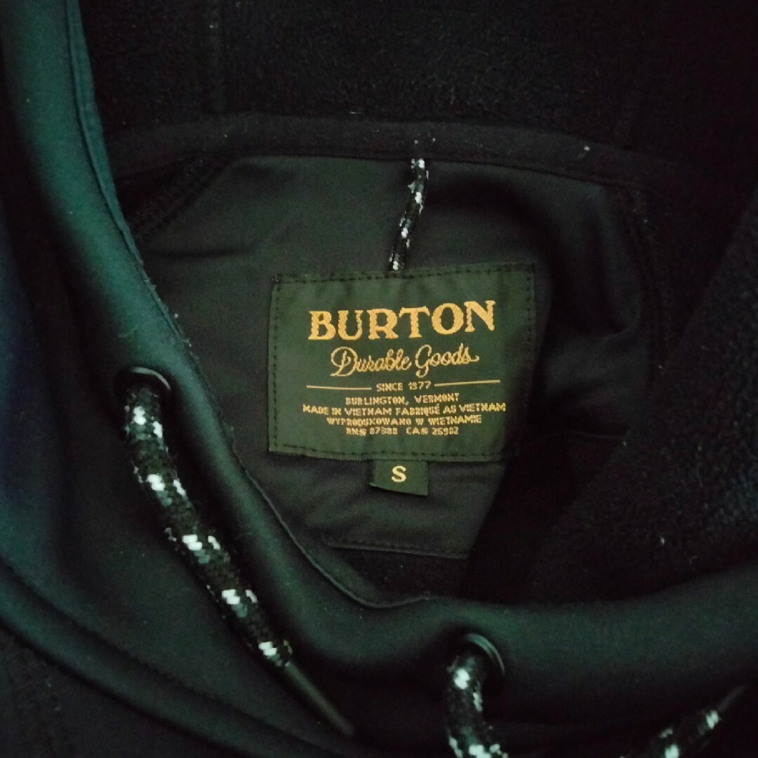 BURTON(バートン)の【値下げ　他アプリでも出品中】BURTON　パーカー メンズのトップス(パーカー)の商品写真