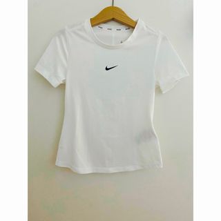 ナイキ(NIKE)のNike dry-fit xs kids Tシャツ　キッズ(Tシャツ/カットソー)