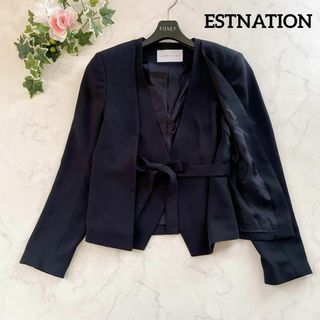 エストネーション(ESTNATION)の美品꧁ エストネーション꧂ジレ一体　ノーカラージャケット　ベルト付き　38 濃紺(ノーカラージャケット)