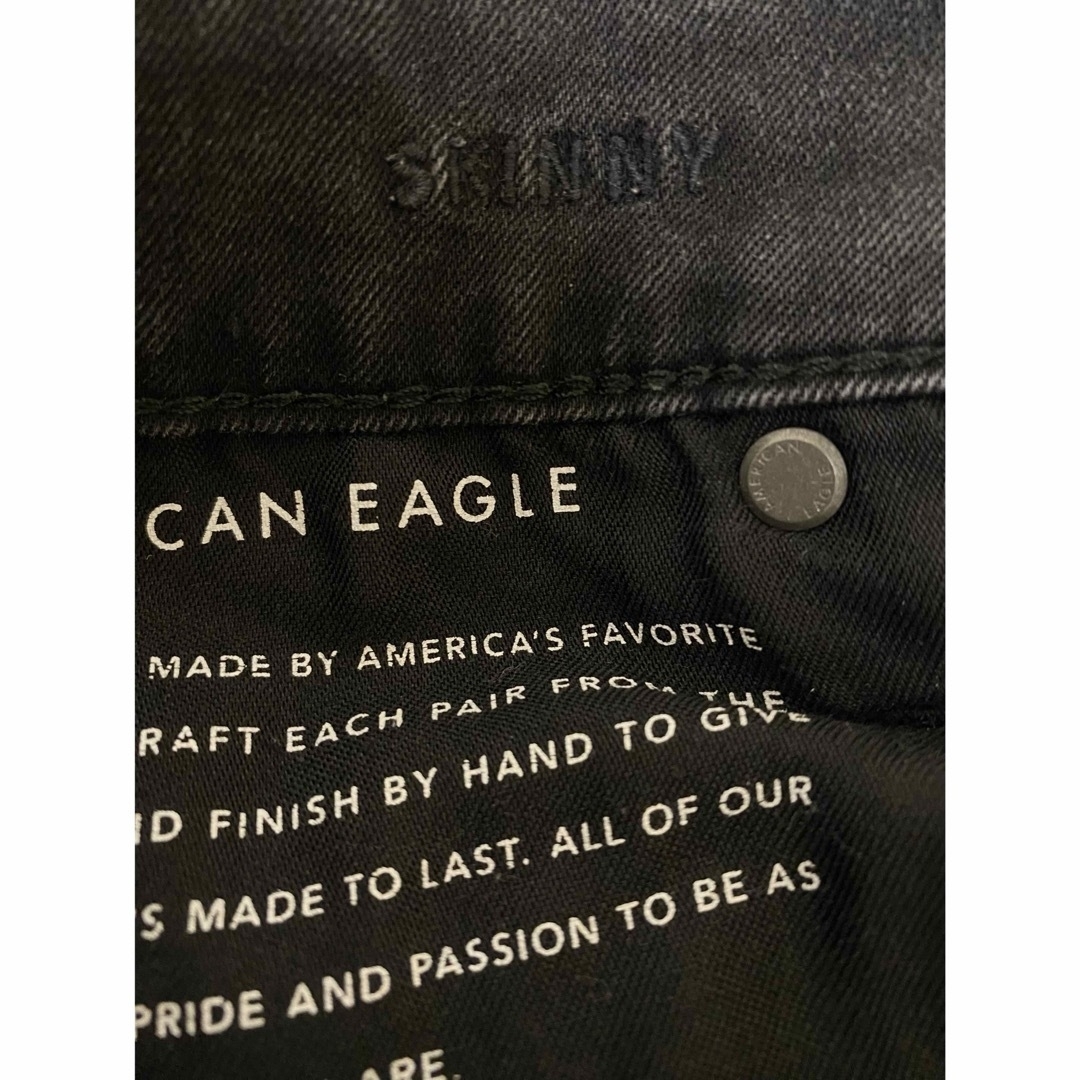 American Eagle(アメリカンイーグル)のアメリカンイーグル／スキニーデニム／W30×L32／ストレッチあり／ブラック メンズのパンツ(デニム/ジーンズ)の商品写真