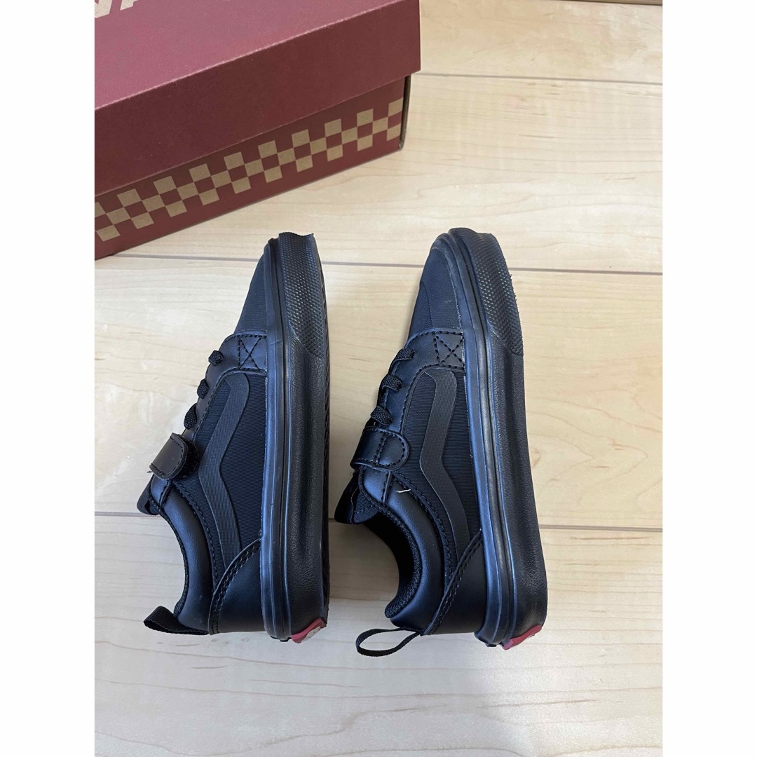 VANS(ヴァンズ)のVANS キッズ スニーカー キッズ/ベビー/マタニティのキッズ靴/シューズ(15cm~)(スニーカー)の商品写真