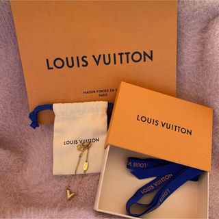 ルイヴィトン(LOUIS VUITTON)のルイヴィトン エッセンシャルV ブレスレット ゴールド VUITTON(ブレスレット/バングル)