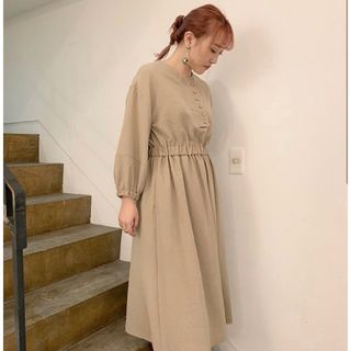 ★美品★ YEAR ワンピース ベージュ(ロングワンピース/マキシワンピース)