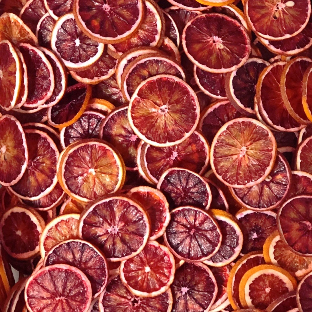愛媛県産ブラッドオレンジのドライフルーツ そのまんま乾燥果物 お得な大容量45g 食品/飲料/酒の食品(フルーツ)の商品写真