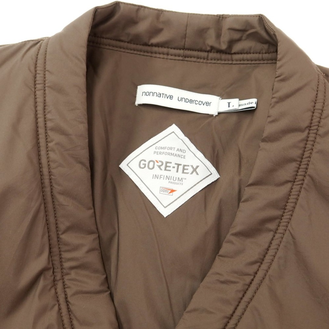 nonnative(ノンネイティブ)の【中古】ノンネイティブ nonnative ×UNDER COVER 2023年秋冬 GORE-TEX 中綿ブルゾン アッシュブラウン【サイズL】【メンズ】 メンズのジャケット/アウター(ダウンジャケット)の商品写真