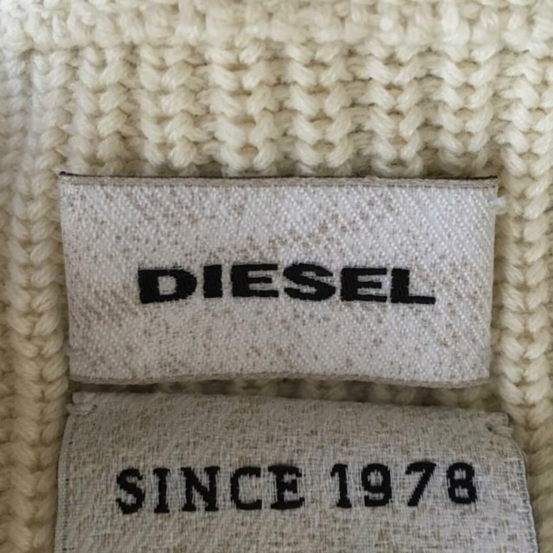 DIESEL(ディーゼル)のDIESEL(ディーゼル) 長袖セーター サイズM メンズ - アイボリー メンズのトップス(ニット/セーター)の商品写真