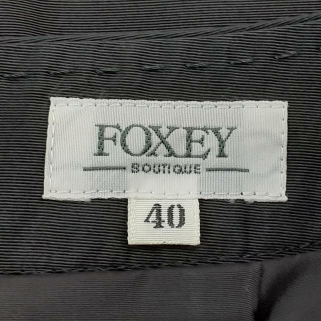 FOXEY(フォクシー)のFOXEY(フォクシー) スカート サイズ40 M レディース美品  - 黒 ひざ丈 レディースのスカート(その他)の商品写真