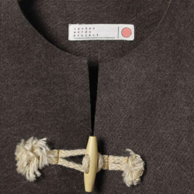 mina perhonen(ミナペルホネン)のスポークンワーズプロジェクト ダッフルコート レディースのジャケット/アウター(ダッフルコート)の商品写真