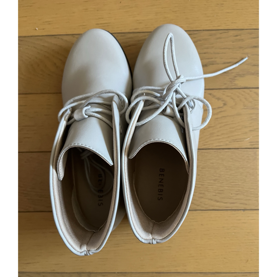 BENEBIS   ハーフブーツ   22.0cm レディースの靴/シューズ(ブーツ)の商品写真