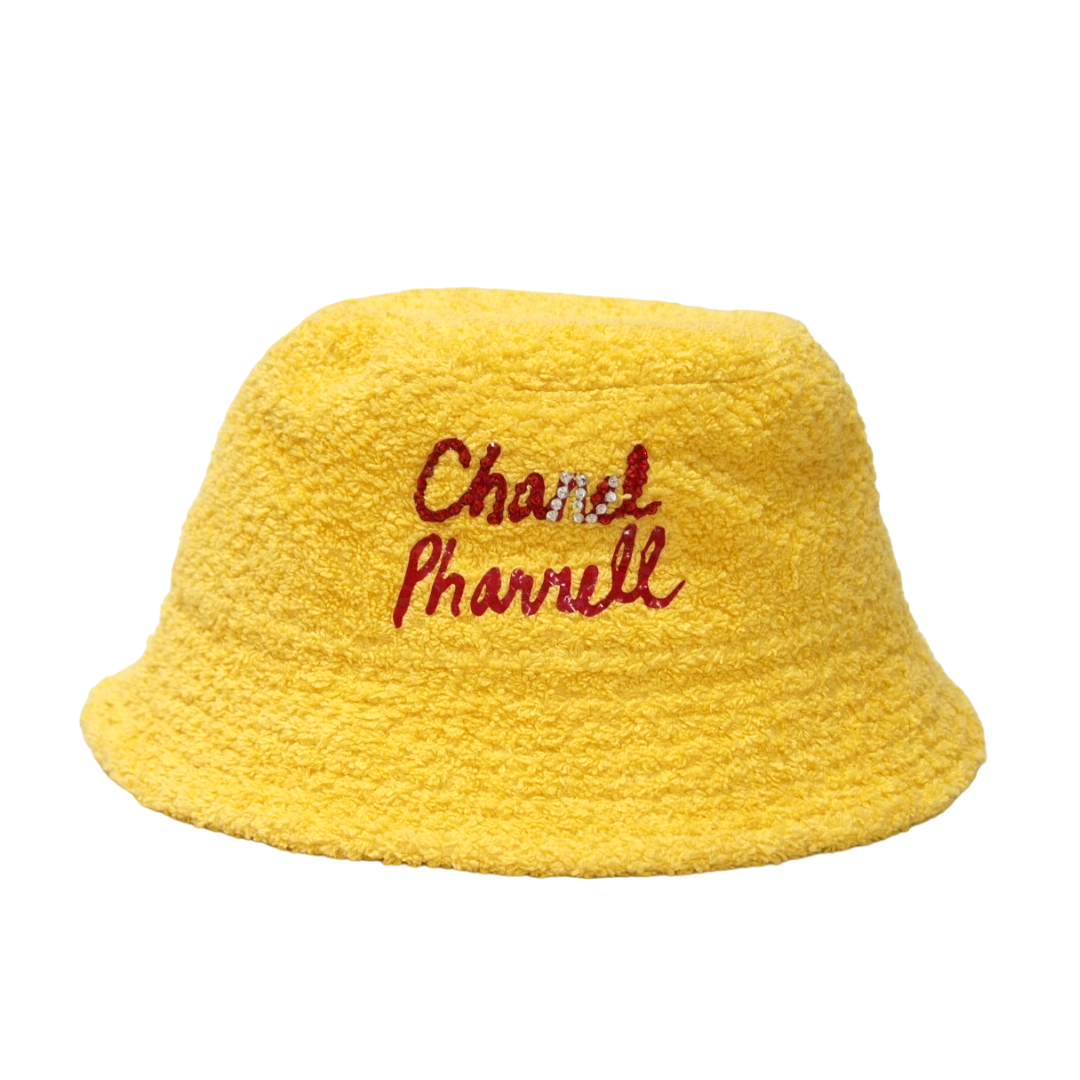 CHANEL(シャネル)のJ12-137 CHANEL Pharrell Williams 2019SS 限定 パイル地 バケットハット L 帽子 ファレル ウィリアムス  レディースの帽子(ハット)の商品写真