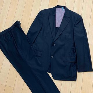 ヒューゴボス(HUGO BOSS)のHUGO BOSS ヒューゴボス　スーツ　セットアップ　ストライプ　2B  黒(セットアップ)