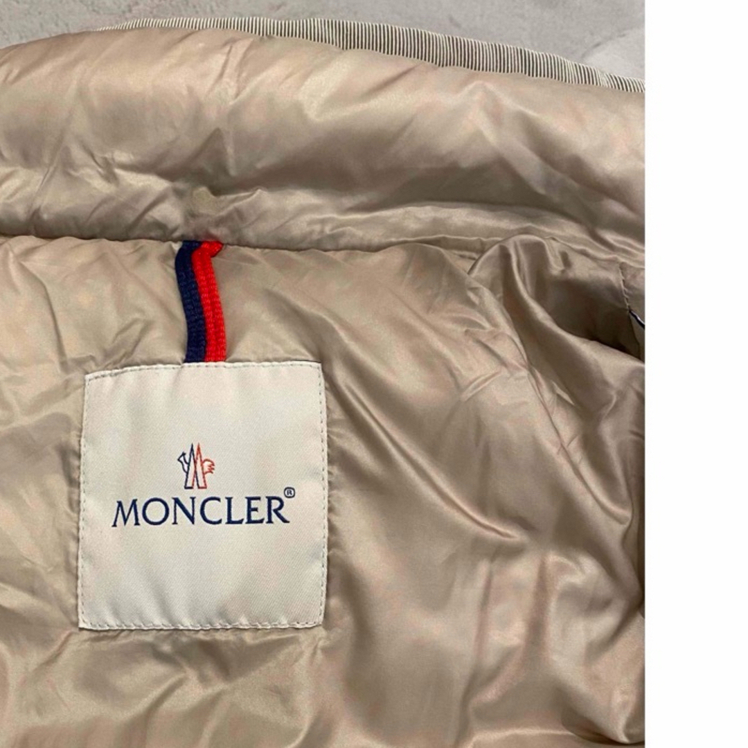 MONCLER(モンクレール)の【未使用に近い】MONCLERモンクレールHERMINEエルミンヌ  レディースのジャケット/アウター(ダウンコート)の商品写真