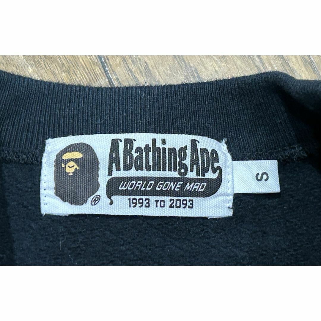 A BATHING APE(アベイシングエイプ)の＊アベイシングエイプ APE プリント サガラ刺繍 ワッペン トレーナー S メンズのトップス(スウェット)の商品写真