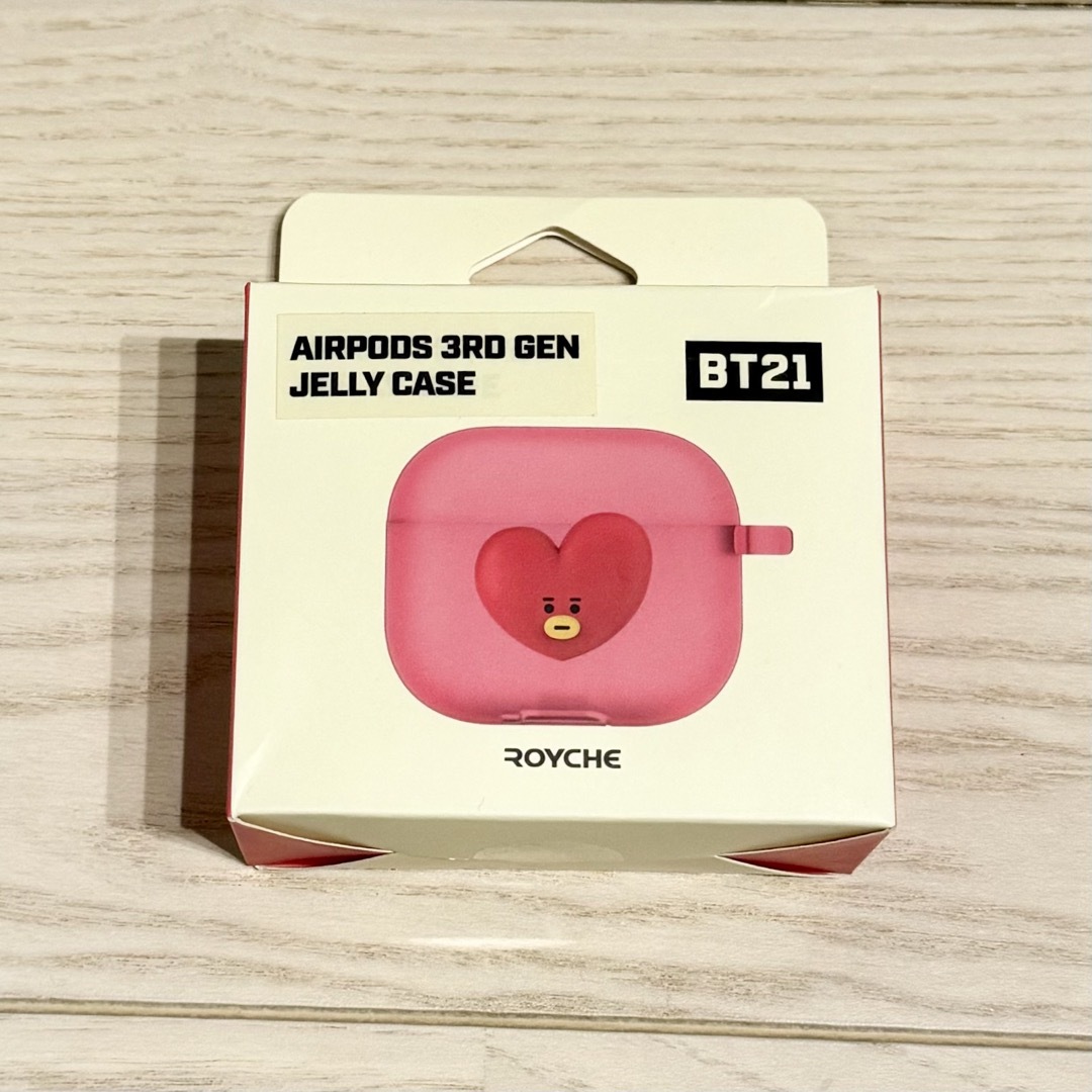 BT21(ビーティーイシビル)のAirPods 第3世代 BT21 シリコンケース TATA スマホ/家電/カメラのスマホアクセサリー(モバイルケース/カバー)の商品写真