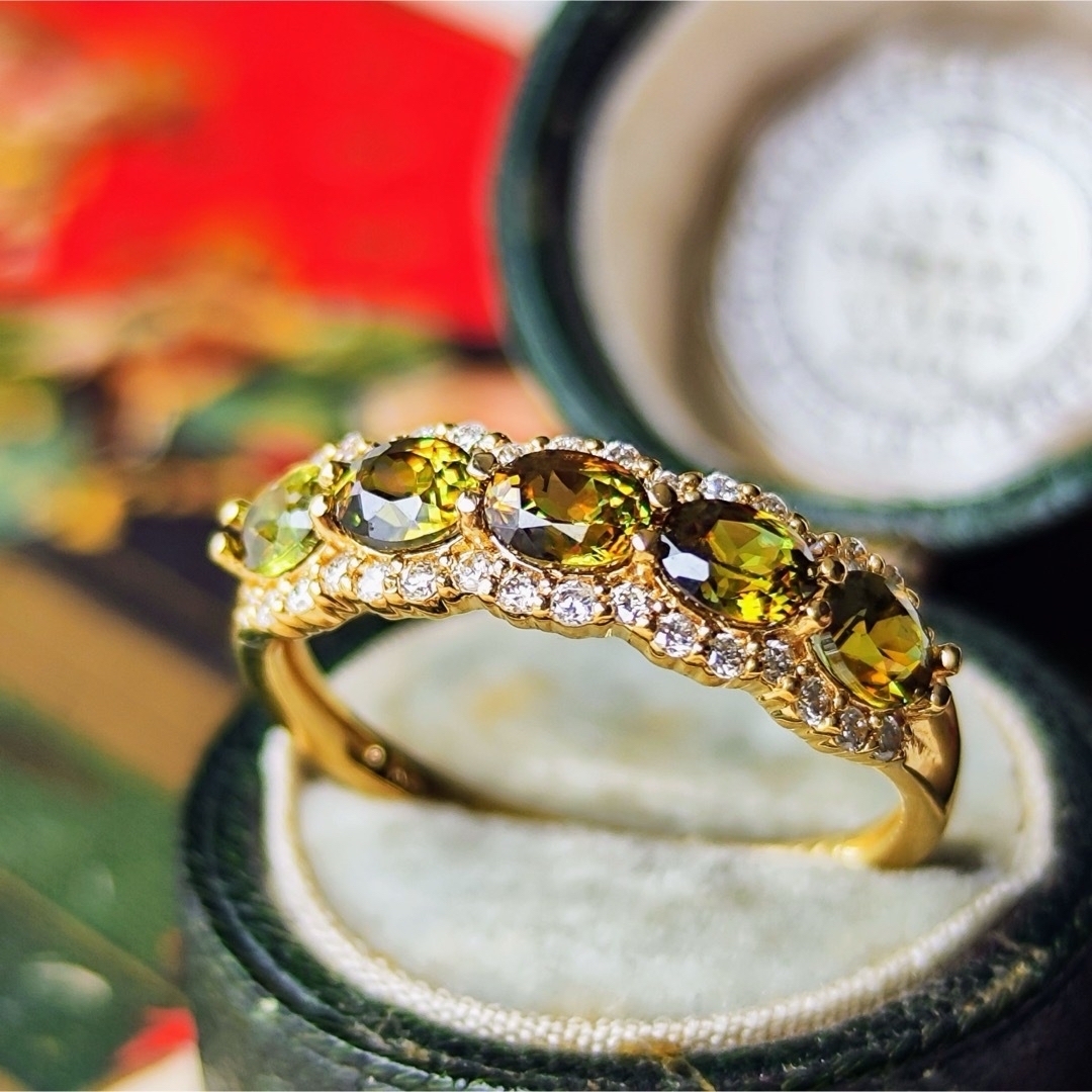 天然クロムスフェーン 天然ダイヤモンド 鑑別書付き レディースのアクセサリー(リング(指輪))の商品写真