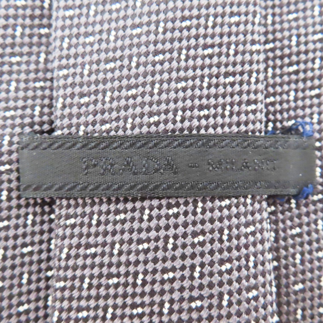 PRADA(プラダ)のM03 PRADA プラダ 総柄 シルク ネクタイ グレー メンズのファッション小物(ネクタイ)の商品写真