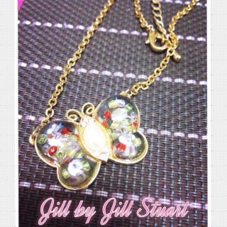 ジルバイジルスチュアート(JILL by JILLSTUART)のJill by バタフライネックレス♡(ネックレス)