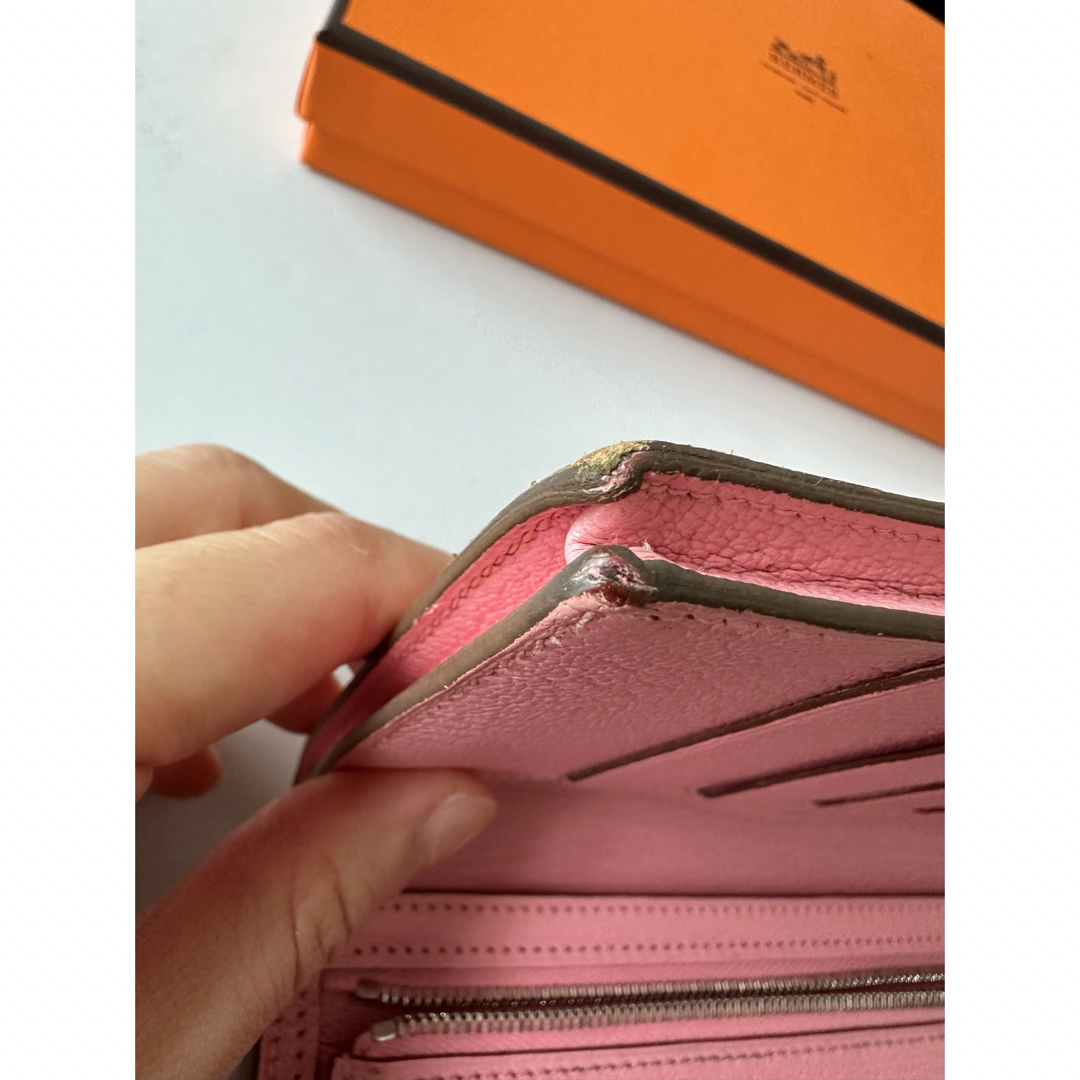 Hermes(エルメス)のHERMES エルメス　べアン　ピンク　ローズコンフェッティ　 レディースのファッション小物(財布)の商品写真