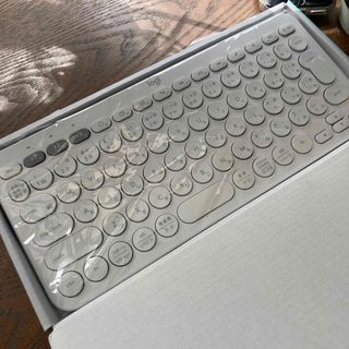 Logicool マルチデバイス Bluetooth キーボード K380OW(PC周辺機器)