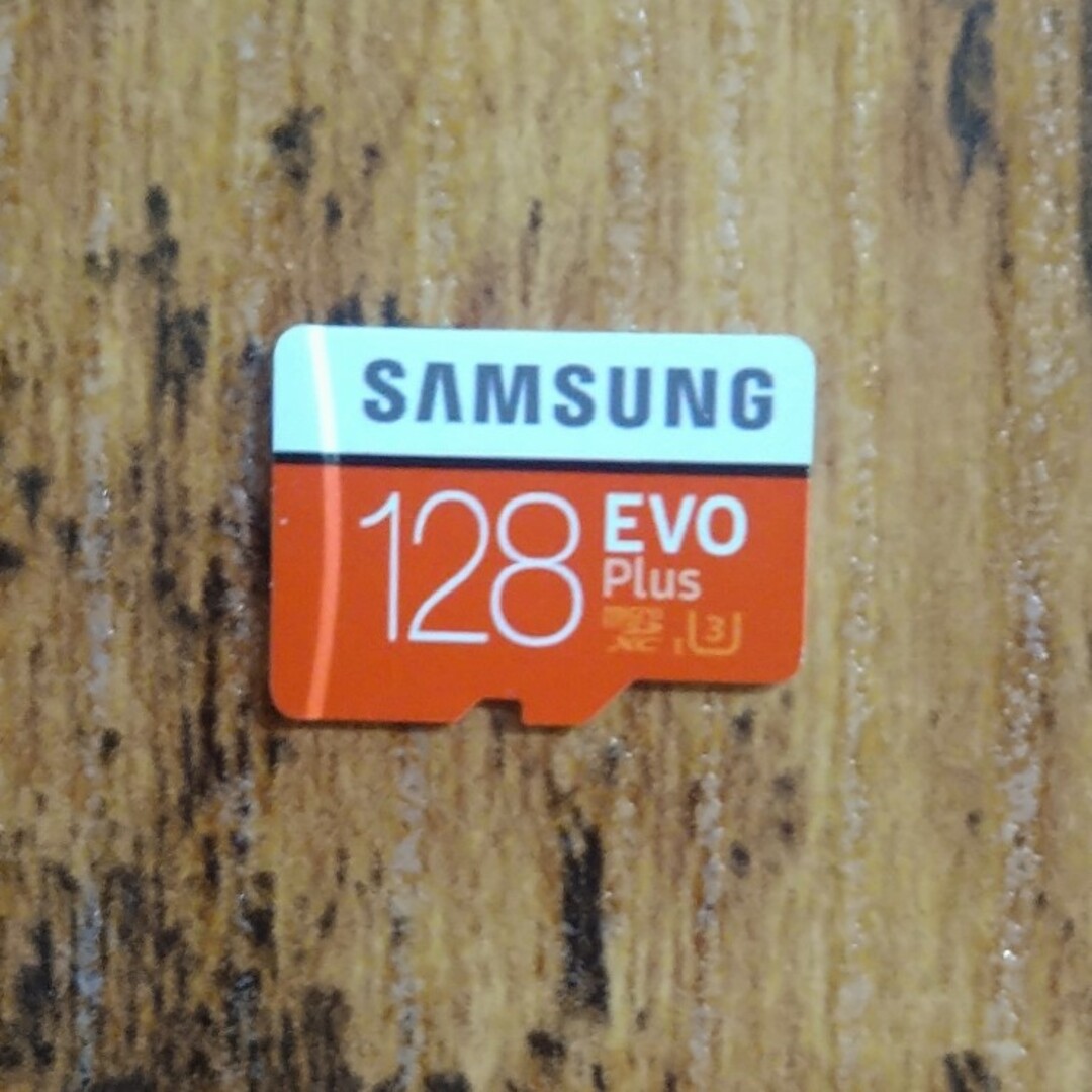 SAMSUNG(サムスン)のSamsung サムスン microSDカード 128GB スマホ/家電/カメラのPC/タブレット(PC周辺機器)の商品写真