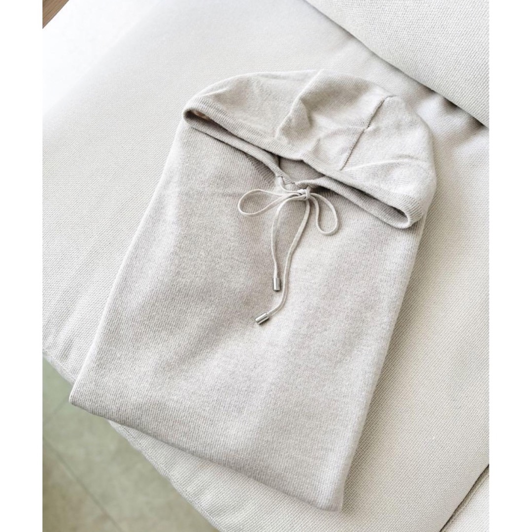 MAX MARA マックスマーラ 白タグ ニット ワンピース ひざ丈 MAX MARA マックスマーラ 白タグ ニット ワンピース ひざ丈