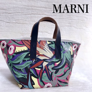 マルニ(Marni)のMARNI PVCレザー フラワー トートバッグ ハンドバッグ マルチカラー(ハンドバッグ)