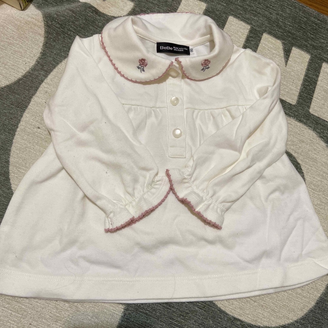 BeBe(ベベ)のBebe 80サイズブラウス キッズ/ベビー/マタニティのベビー服(~85cm)(シャツ/カットソー)の商品写真