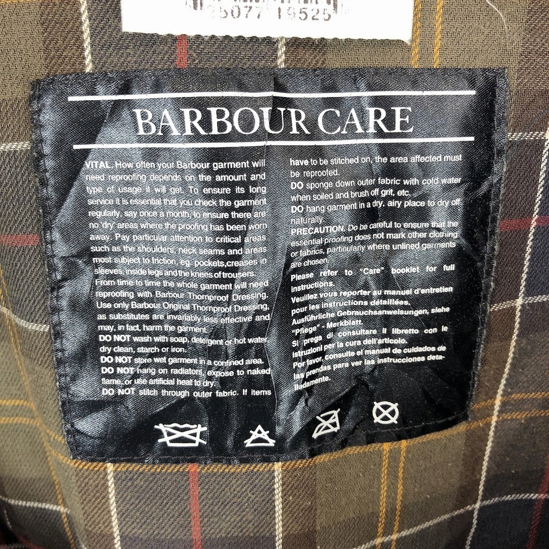 Barbour(バーブァー)のイングランド製 Barbour バブアー BEAUFORT ジャケット 刺繍  裏地チェック ラグラン ブラウン (メンズ C46/117CM) 中古 古着 O7218 メンズのジャケット/アウター(その他)の商品写真