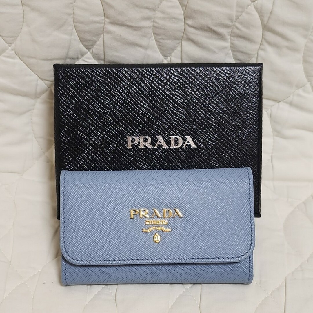 PRADA キーケース こびり付く PRADA キーケース こびり付く