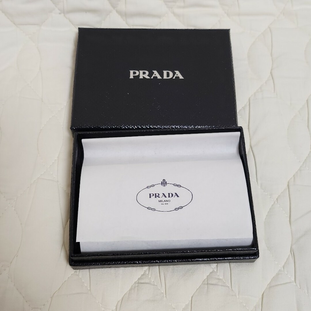 PRADA(プラダ)の新品 プラダ キーケース ブルー サフィアーノレザー レディースのファッション小物(キーケース)の商品写真