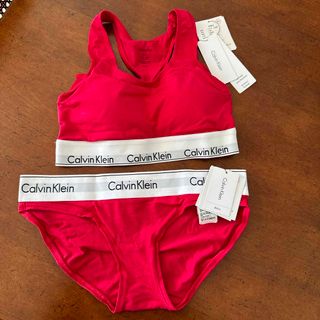 カルバンクライン(Calvin Klein)のCalvin Klein ブラ&ビキニセット Sサイズ (レッド)(ブラ&ショーツセット)