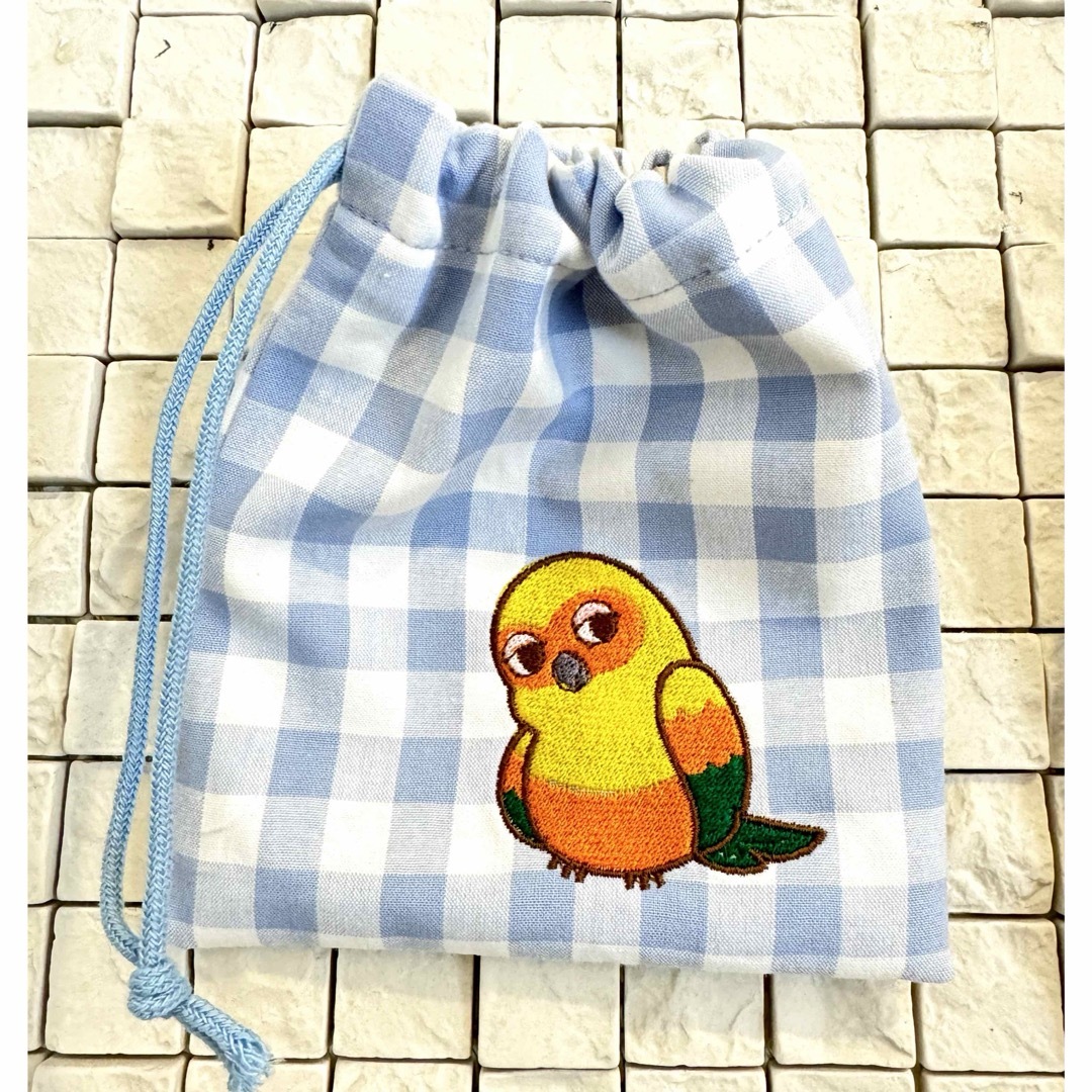 うにょーん刺繍　インコ　ミニ巾着 ハンドメイドのファッション小物(ポーチ)の商品写真