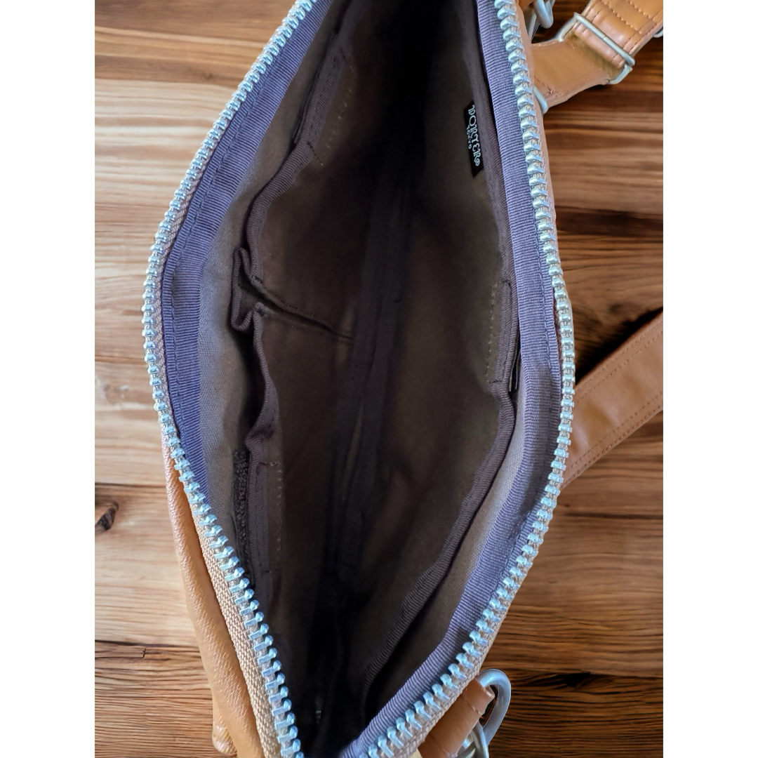 PORTER(ポーター)のPORTER フリースタイル　キャメル　茶色　ショルダーバッグ　人気　美品 メンズのバッグ(ショルダーバッグ)の商品写真