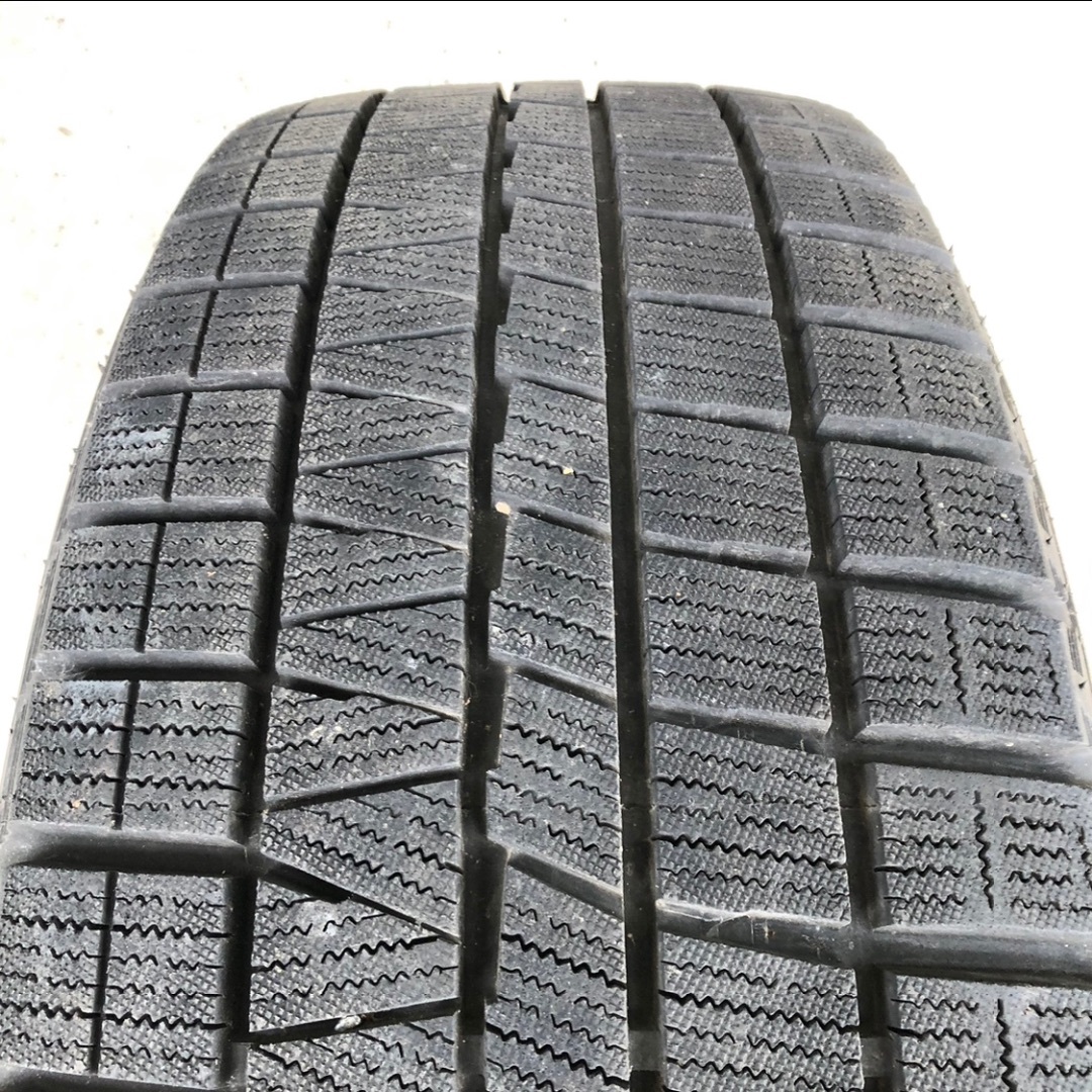 ナンカン(ナンカン)の【バリ山】225/55R17 中古スタッドレスタイヤ・ホイールセット 自動車/バイクの自動車(タイヤ・ホイールセット)の商品写真