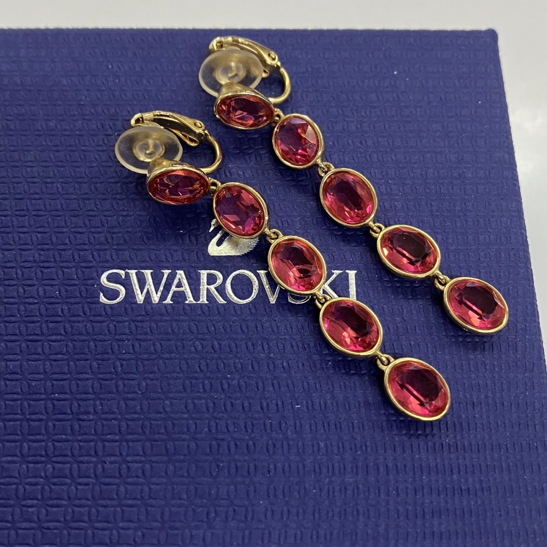 SWAROVSKI(スワロフスキー)のスワロフスキー　NEVA イヤリング レディースのアクセサリー(イヤリング)の商品写真