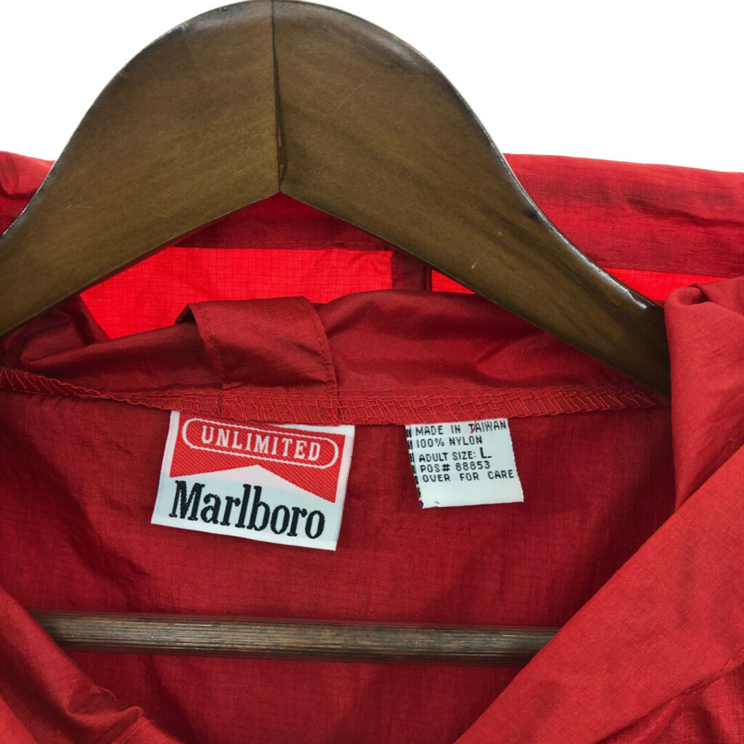 90年代 Marlboro マルボロ ナイロン アノラックパーカー ジャケット トップス ワンポイントロゴ レッド (メンズ L) 中古 古着 P9085 メンズのジャケット/アウター(その他)の商品写真