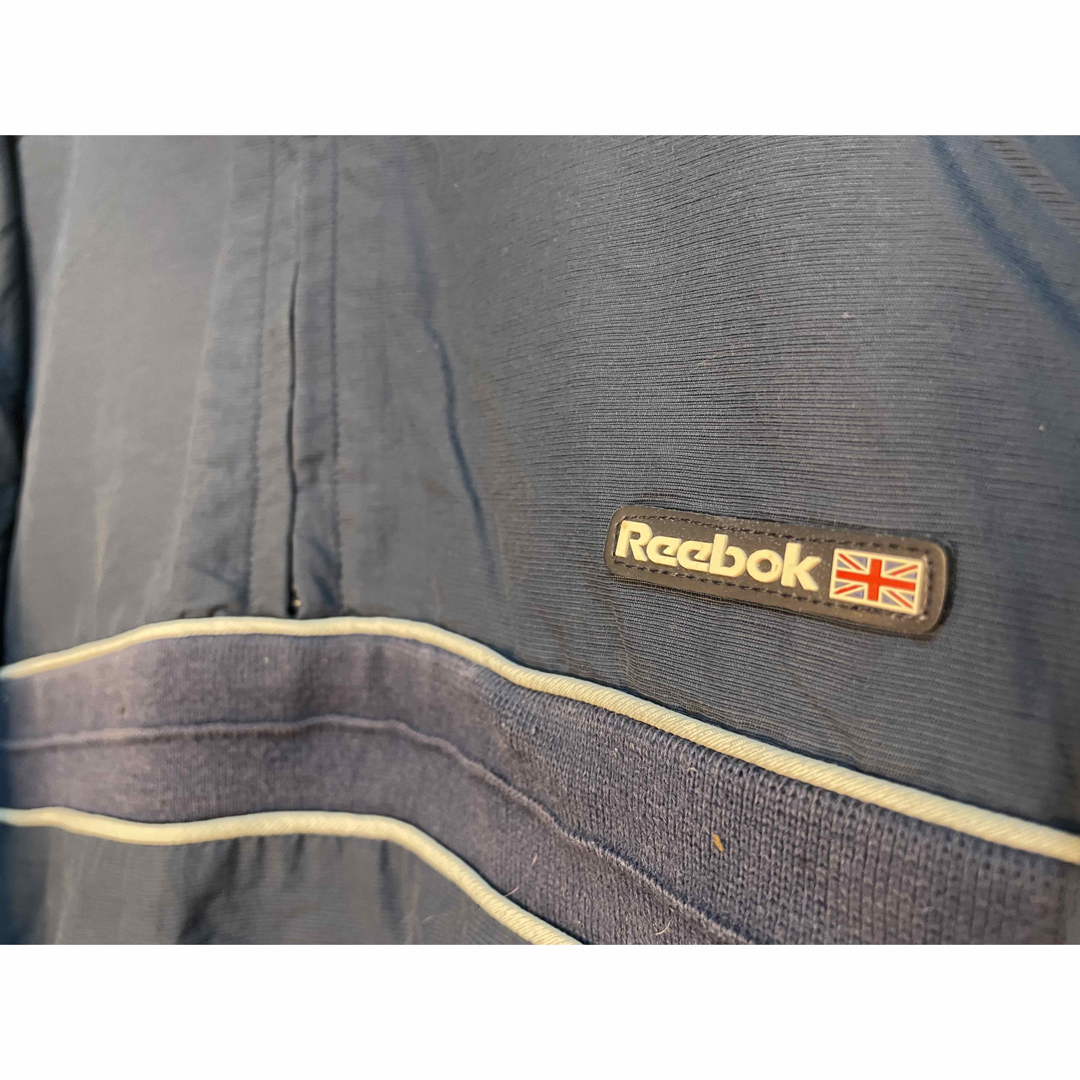 Reebok(リーボック)のReebokハーフジップ　ワンポイント刺繍ロゴ メンズのジャケット/アウター(ナイロンジャケット)の商品写真