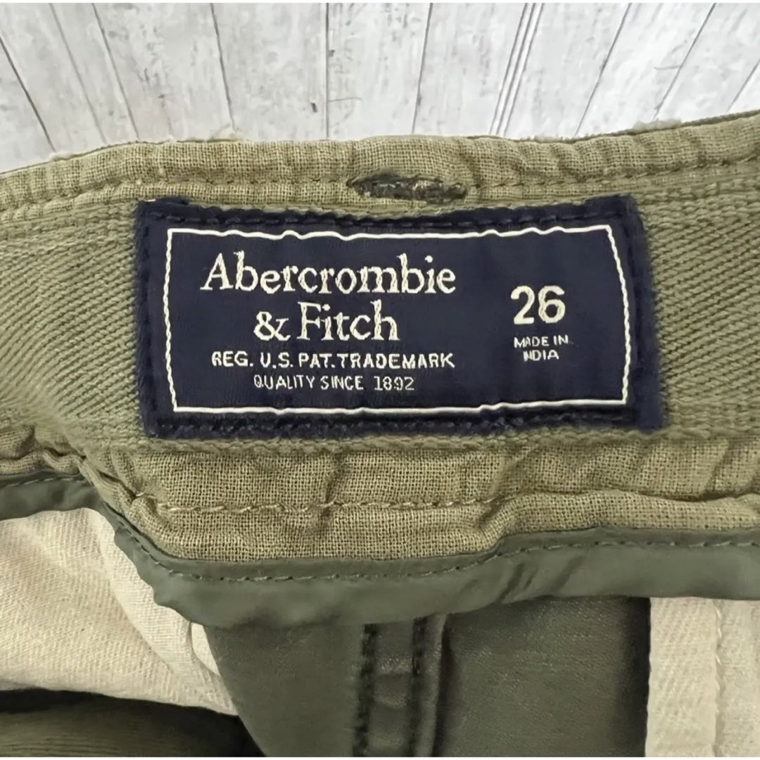 Abercrombie&Fitch(アバクロンビーアンドフィッチ)の美品！Abercrombie&Fitch 迷彩ショートパンツ！ メンズのパンツ(ショートパンツ)の商品写真