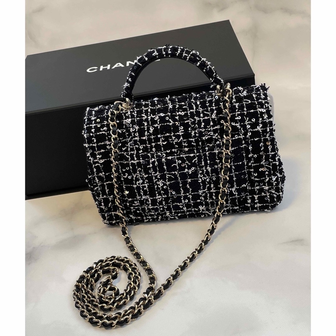 CHANEL(シャネル)のCHANEL トップハンドルフラップバッグ① レディースのバッグ(ショルダーバッグ)の商品写真