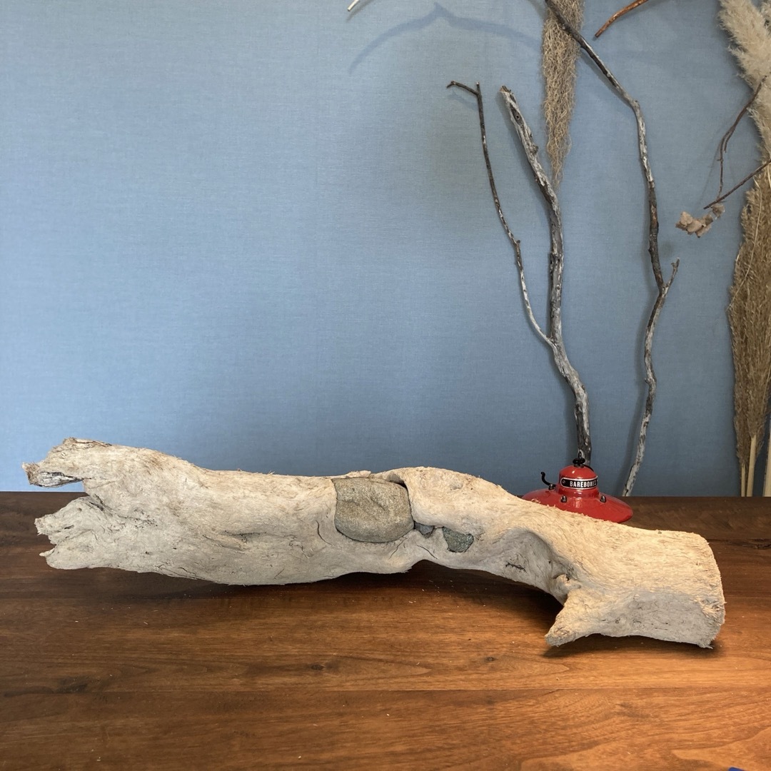 12.石を抱えた野獣　流木…天然物、インテリア、オブジェ エンタメ/ホビーの美術品/アンティーク(彫刻/オブジェ)の商品写真