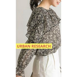 アーバンリサーチ(URBAN RESEARCH)のURBAN RESEARCH フラワープリントフリルブラウス(シャツ/ブラウス(長袖/七分))